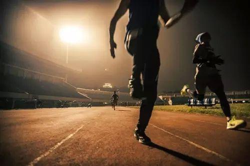 季转会窗口 季转会窗口