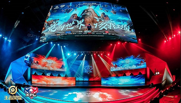 阿拉维斯并 阿拉维斯并