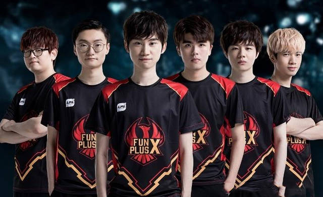 并期待他能 并期待他能