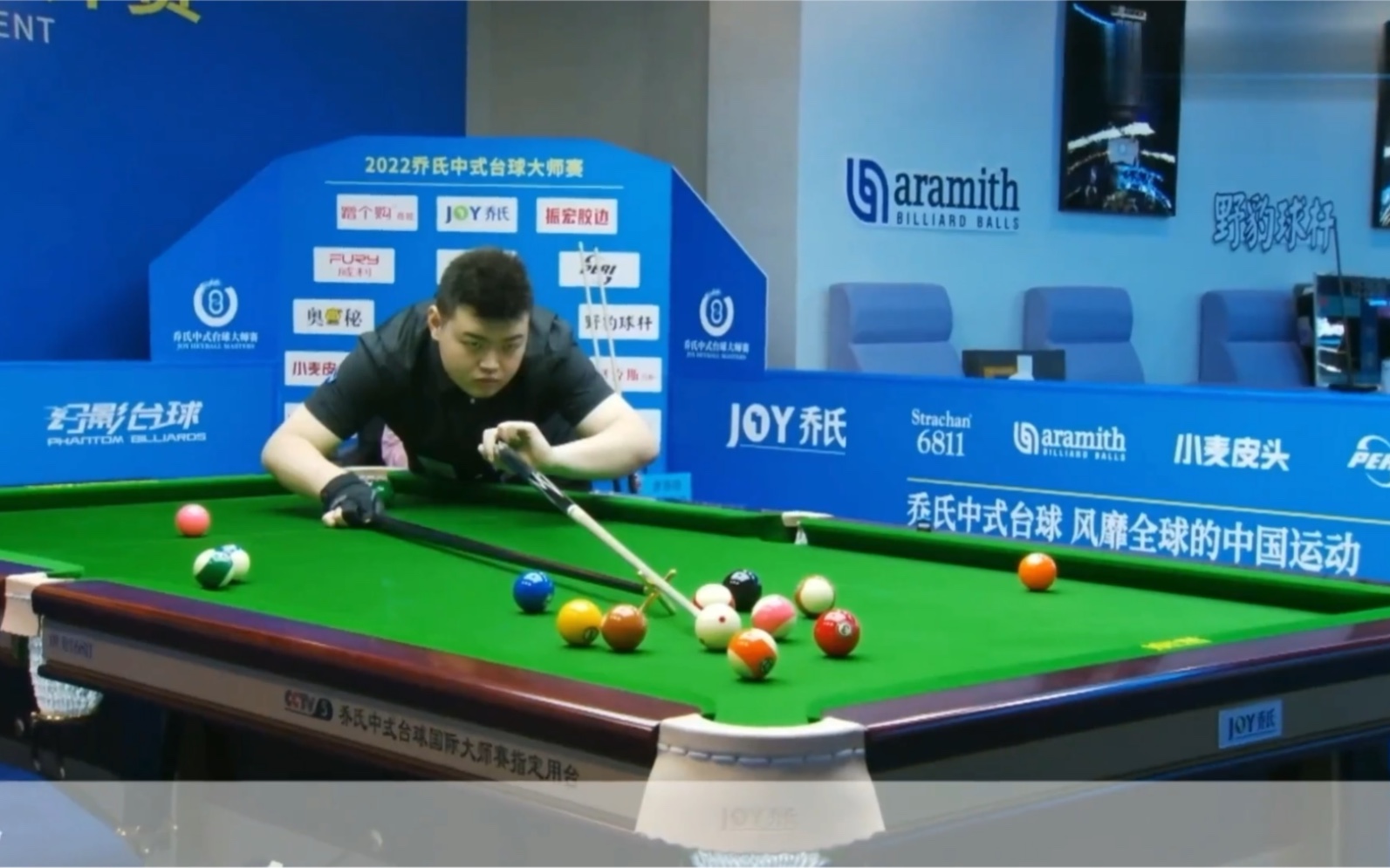 现却让人期 现却让人期