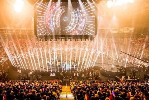 斯非常开心 斯非常开心