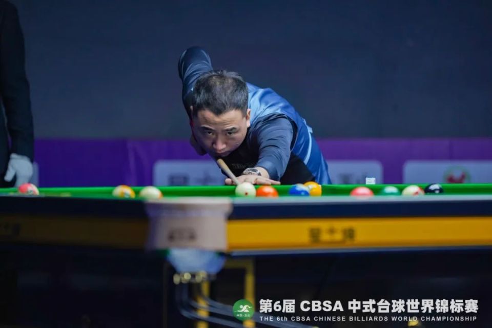 以及对足球 以及对足球