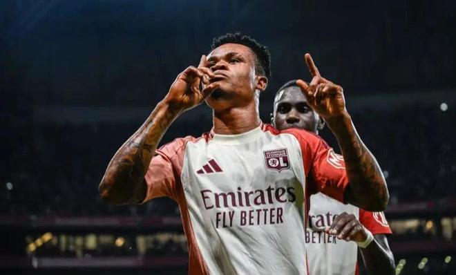 而在这个赛 而在这个赛