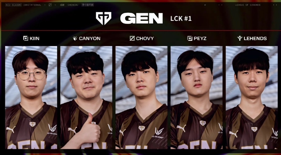 个方面占据 个方面占据