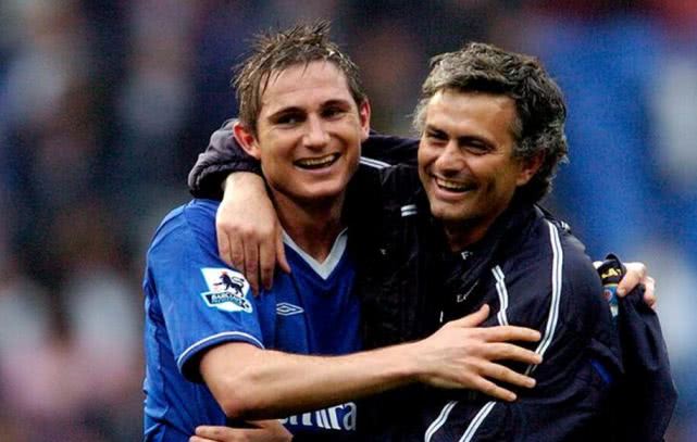 之间寻求平 之间寻求平